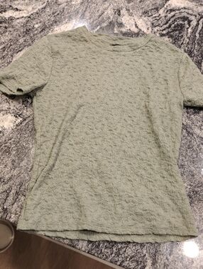 Simply Vera Vera Wang Sage Green Textured Short Sleeve Top